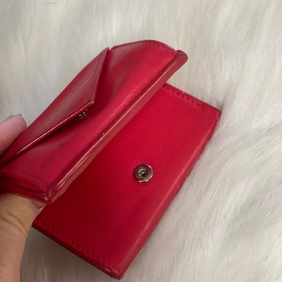 AUTHENTIC BALENCIAGA RED LEATHER PAPIER-MÂCHÉ MINI TRI-FOLD WALLET - Picture 4 of 10